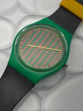 Swatch Watch - GG401 - CLUB STRIPE